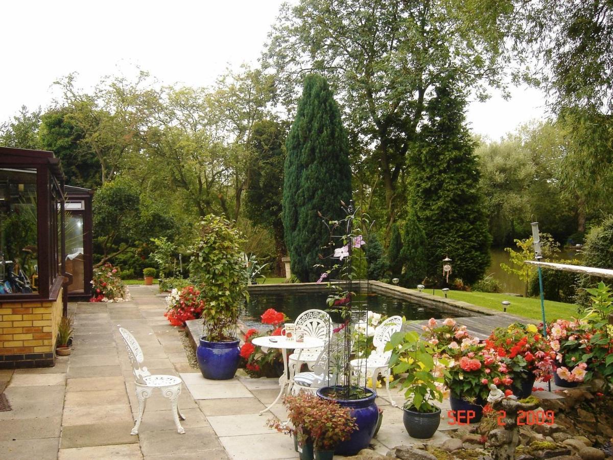 The Willows Bed & Breakfast York Ngoại thất bức ảnh